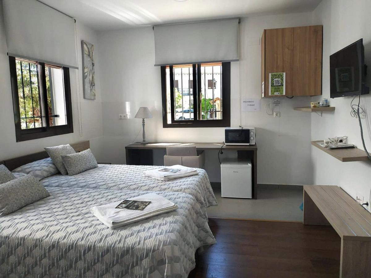 Hostal Rural Pico Aznaitin - Sierra Mágina Albanchez de Úbeda Exterior foto